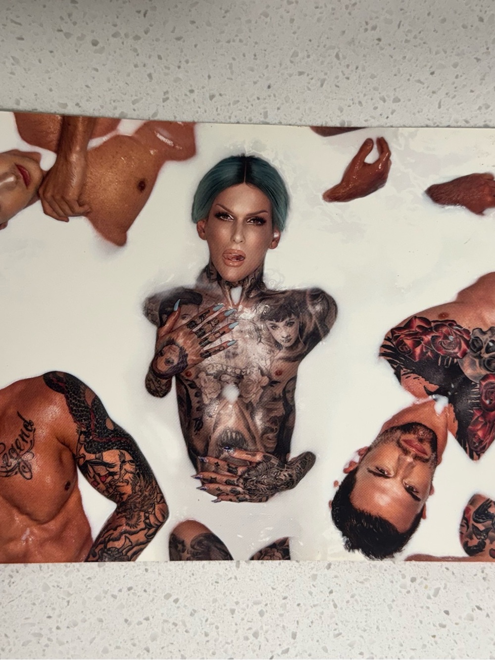 Jeffree star the gloss post card